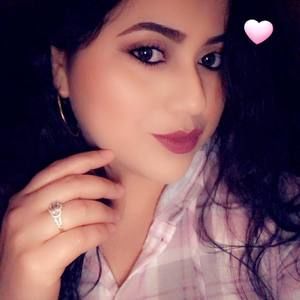 Meet your Posher, Aly